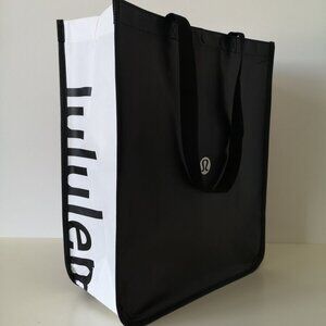lululemon bag